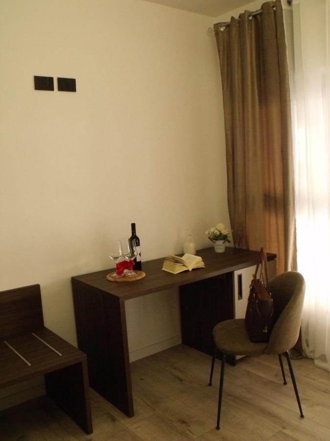 Hotel Plaza Ungheria Palermo Kültér fotó