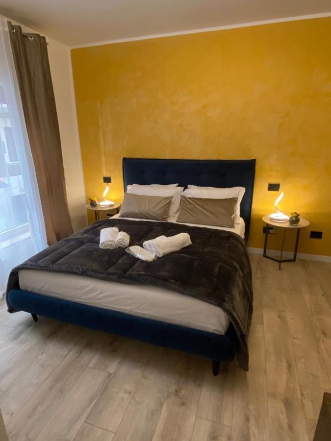 Hotel Plaza Ungheria Palermo Kültér fotó