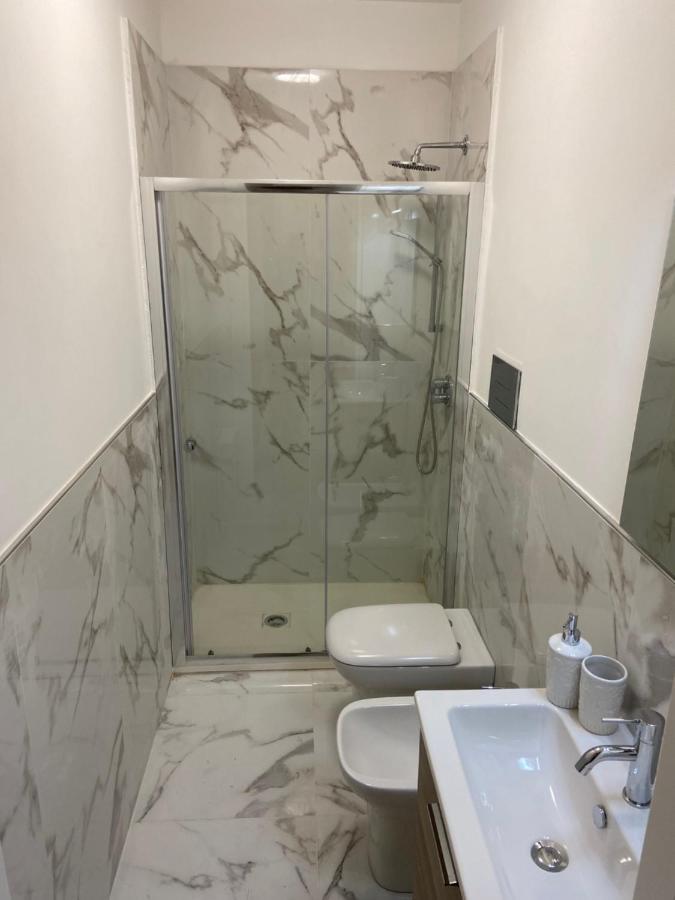 Hotel Plaza Ungheria Palermo Kültér fotó